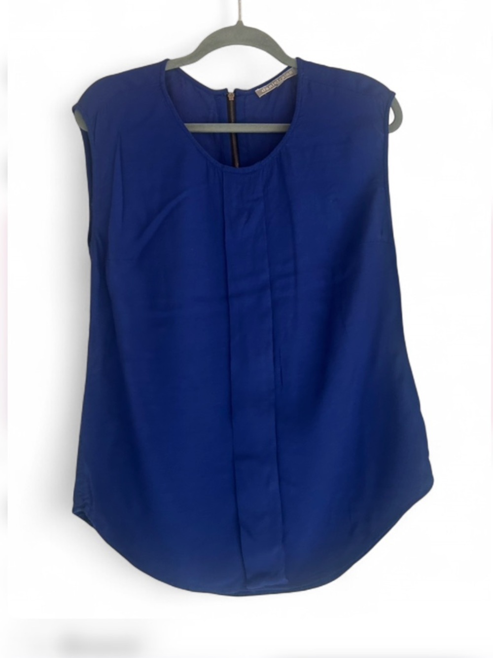 danielrainn Women's Blue Solid Crepe Viscose Sleeveless Zip Blouse, Size S